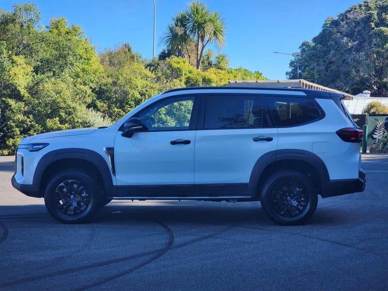 2026 LDV D90 4Wd Executive image 4