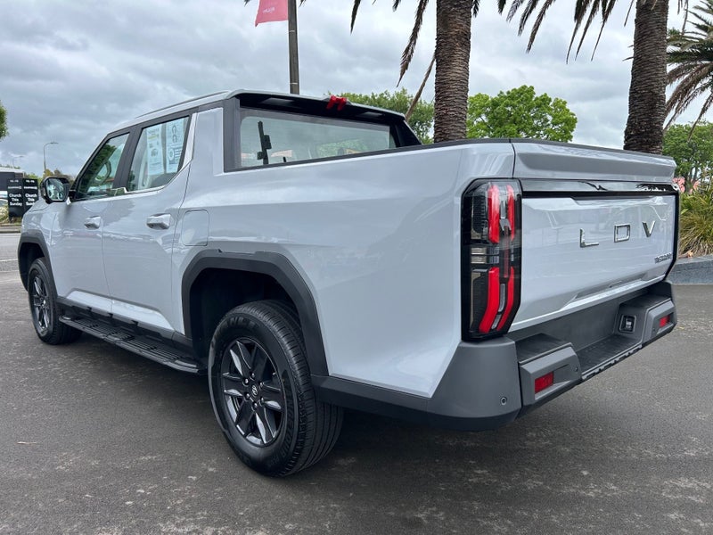 2026 LDV Terron 9 Elite 2.5 Diesel Turbo 4wd image 5