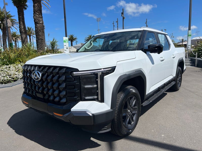 2026 LDV Terron 9 Elite 2.5 Diesel Turbo 4wd image 3