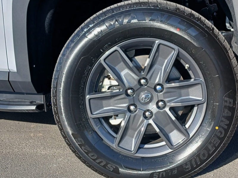 2026 LDV Terron 9 Elite 4x4 image 2
