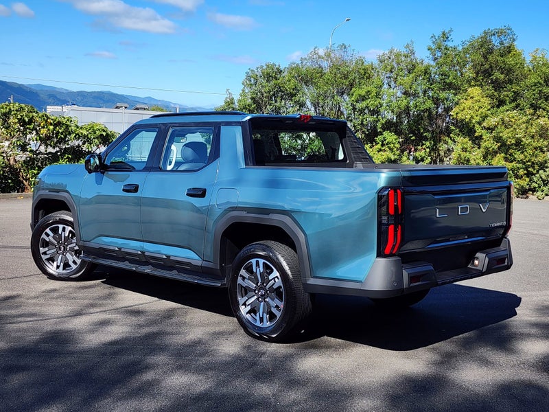 2026 LDV Terron 9 Premium image 3