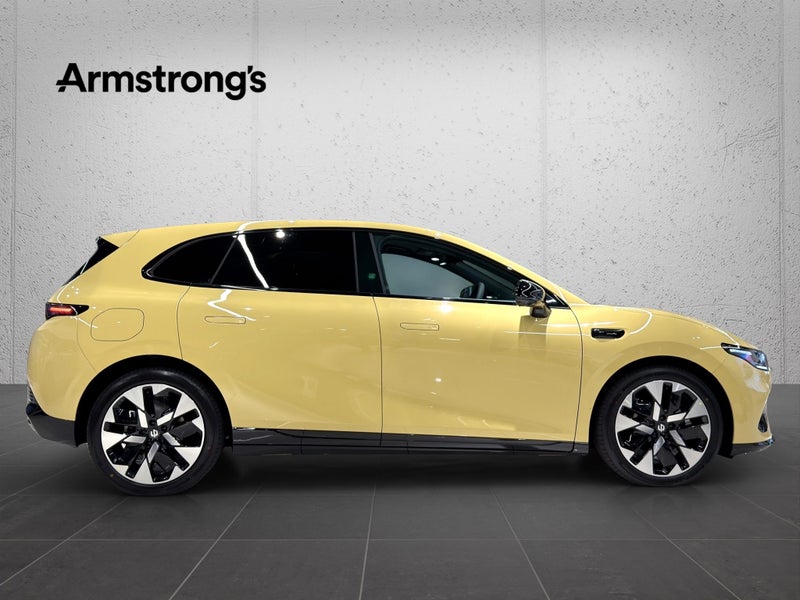 2026 Leapmotor B05 Design BEV | 480km Range image 4