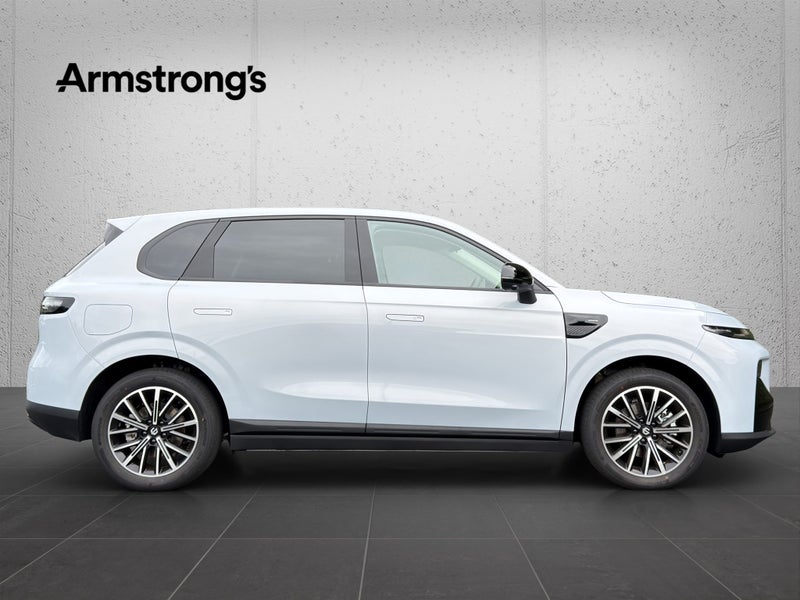 2026 Leapmotor B10 Design 1.5L Plug In Hybrid image 5