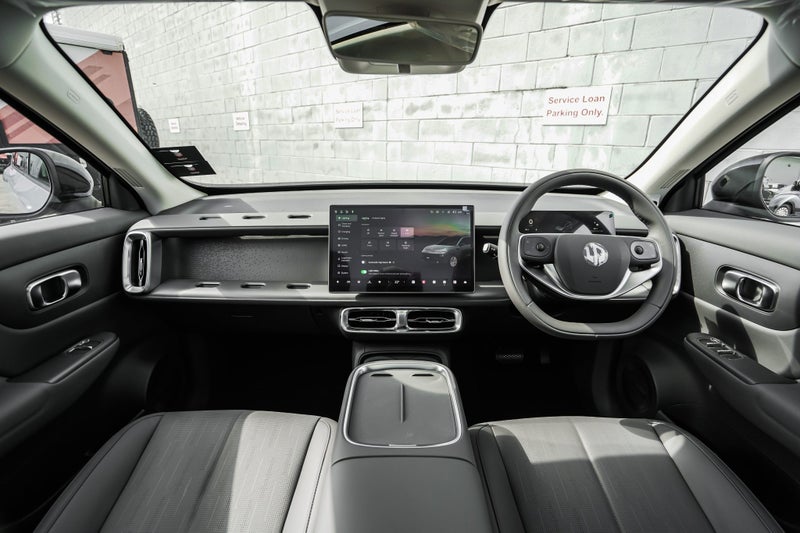 2026 Leapmotor B10 Design 67Kwh EV | DEMO SAVINGS! image 2