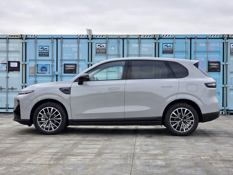 2026 Leapmotor B10 DESIGN | EXTENDED RANGE | EV... image 4