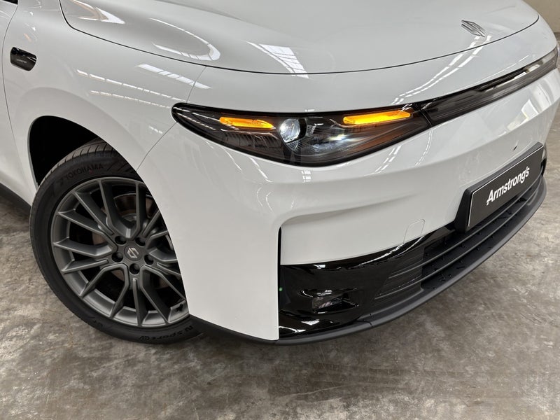 2026 Leapmotor C10 Design 82Kwh AWD image 5