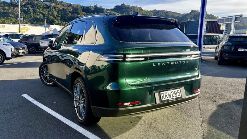 2026 Leapmotor C10 Design AWD 430KM range at 90% image 2