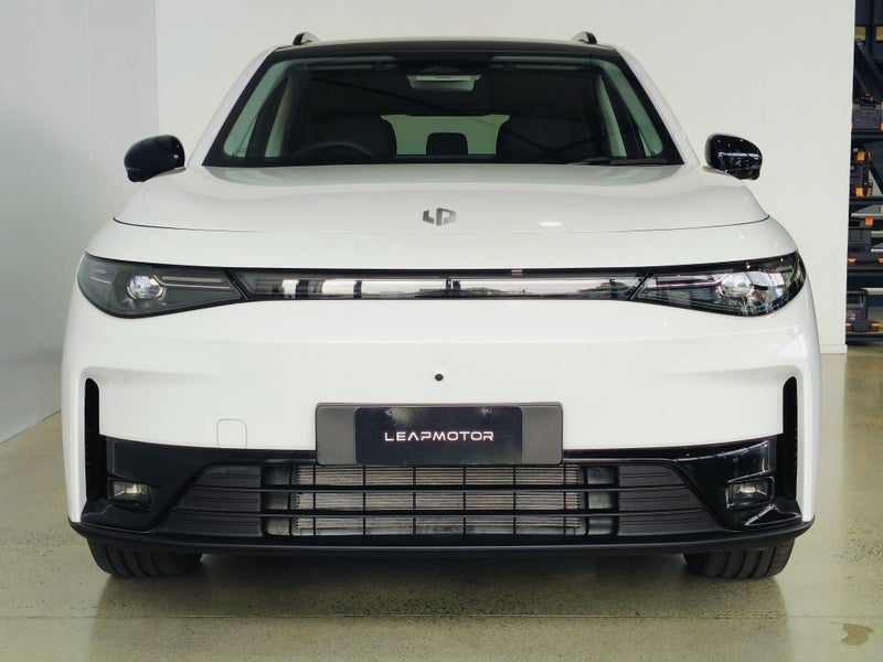 2026 Leapmotor C10 DESIGN REEV ULTRA HYBRID image 3