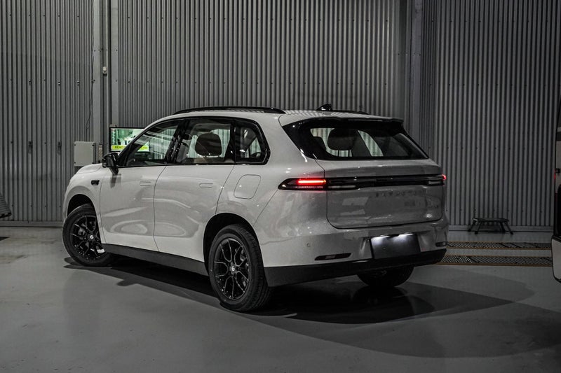 2026 Leapmotor C10 Life REEV Ultra Hybrid - Bur... image 3