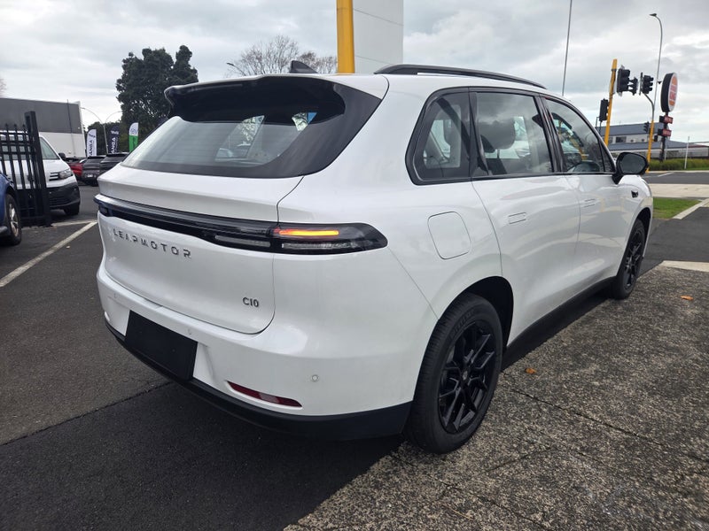 2026 Leapmotor C10 REEV Life image 4