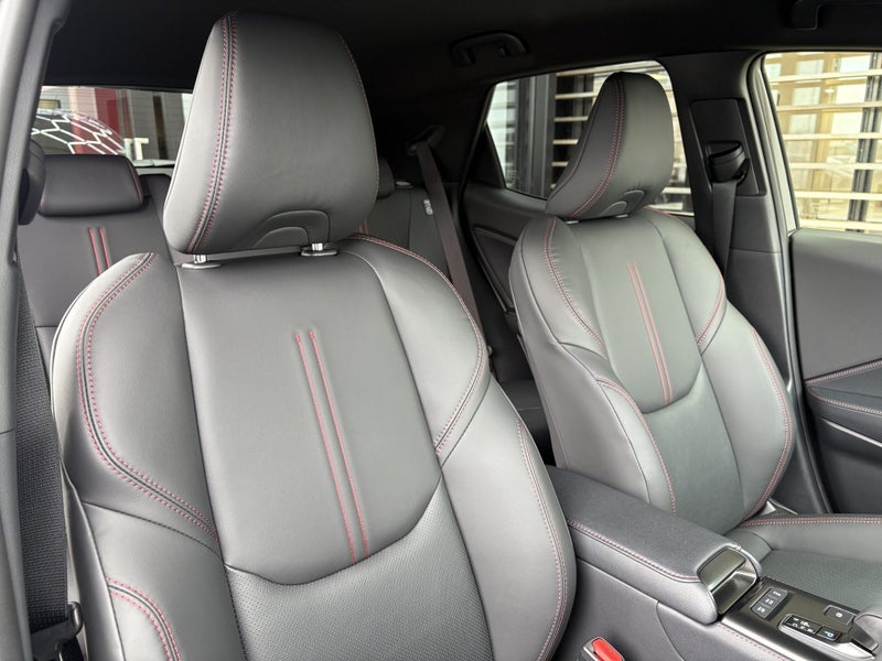 2026 Lexus LBX Active 1.5L Hybrid image 2