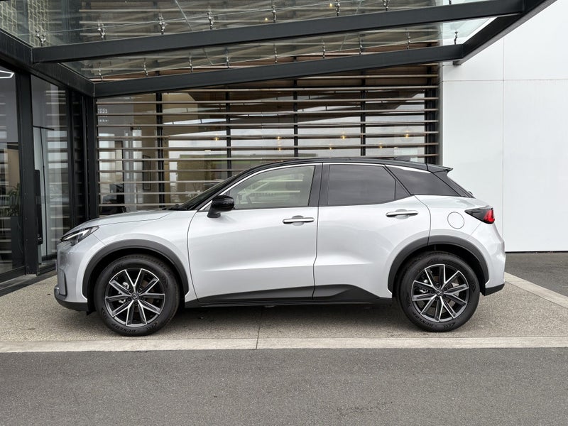 2026 Lexus LBX Active 1.5L Hybrid image 5
