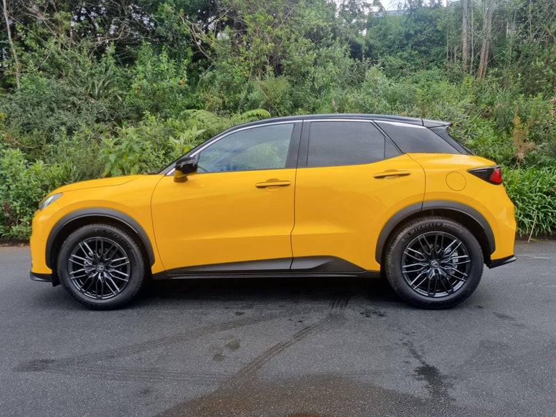 2026 Lexus LBX Cool 1.5L Hybrid AWD SUV image 4