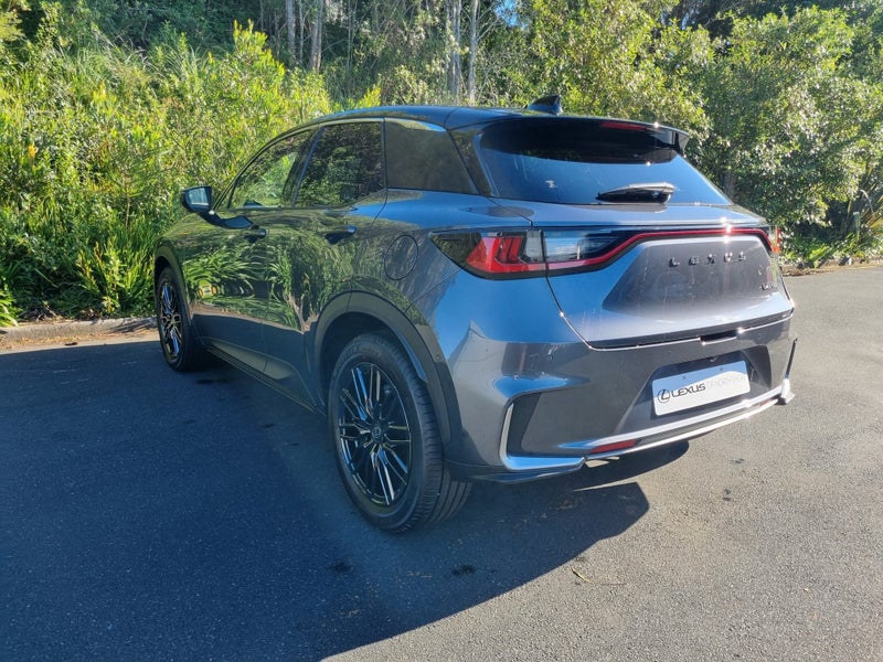 2026 Lexus LBX Cool 1.5L Hybrid FWD SUV image 5