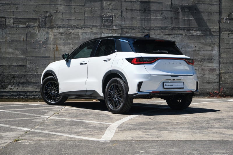 2026 Lexus LBX Cool AWD image 4