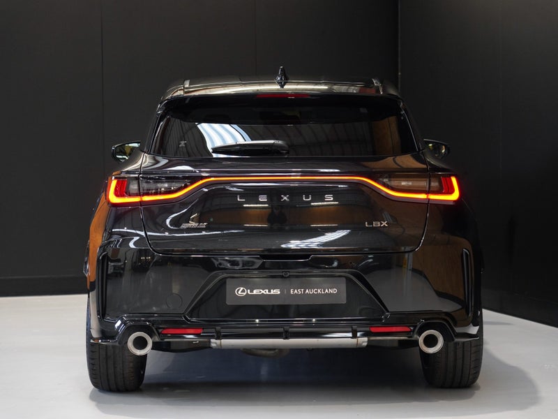2026 Lexus LBX Morizo RR 1.6PT 8AT AWD SUV/5D/5S image 4