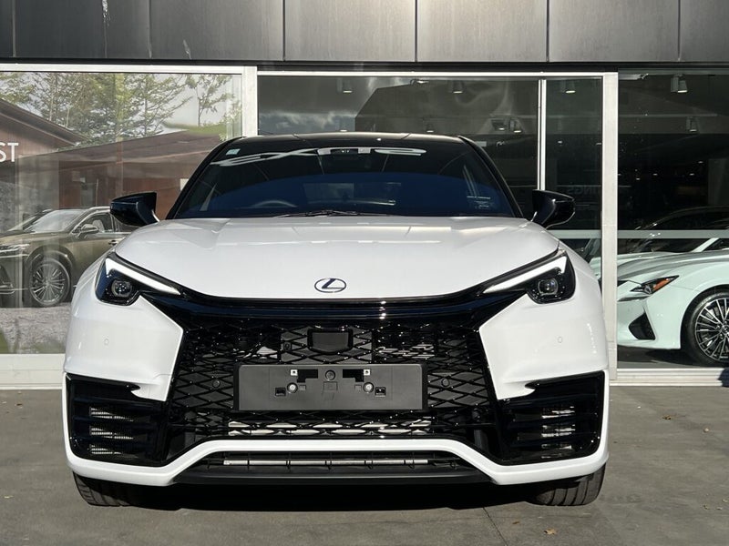 2026 Lexus LBX Morizo Rr 1.6Pt/Awd image 2