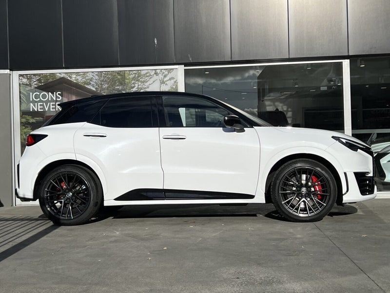 2026 Lexus LBX Morizo Rr 1.6Pt/Awd image 5