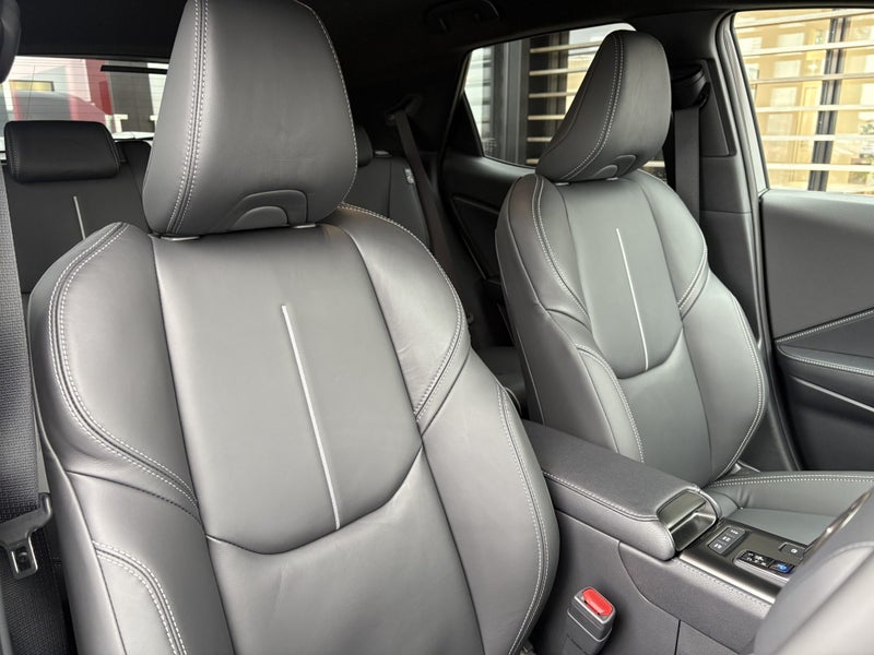 2026 Lexus LBX Relax 1.5L Hybrid image 2