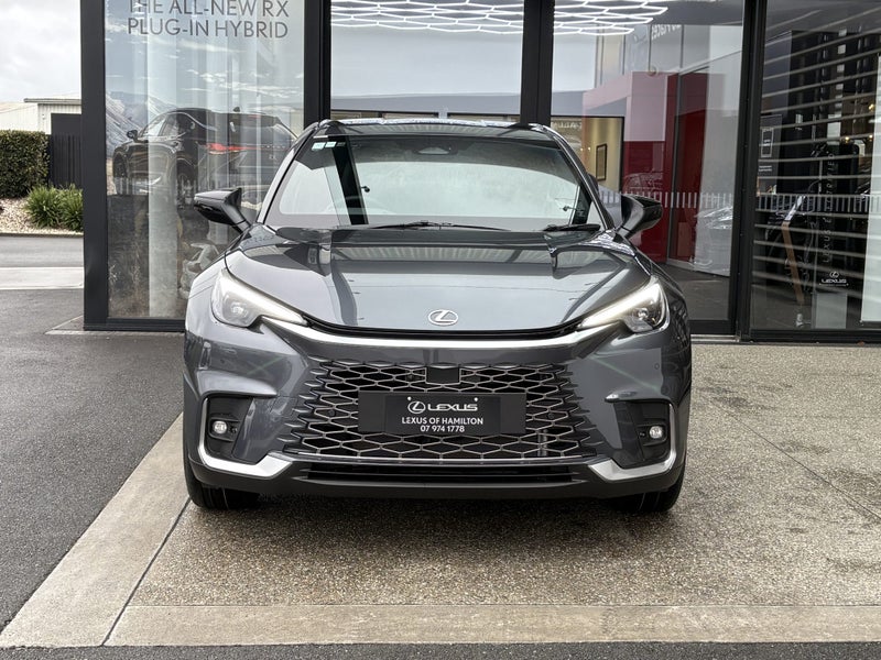 2026 Lexus LBX Relax 1.5L Hybrid image 3