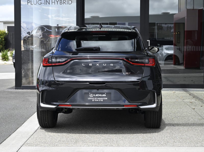 2026 Lexus LBX Relax 1.5L Hybrid image 5