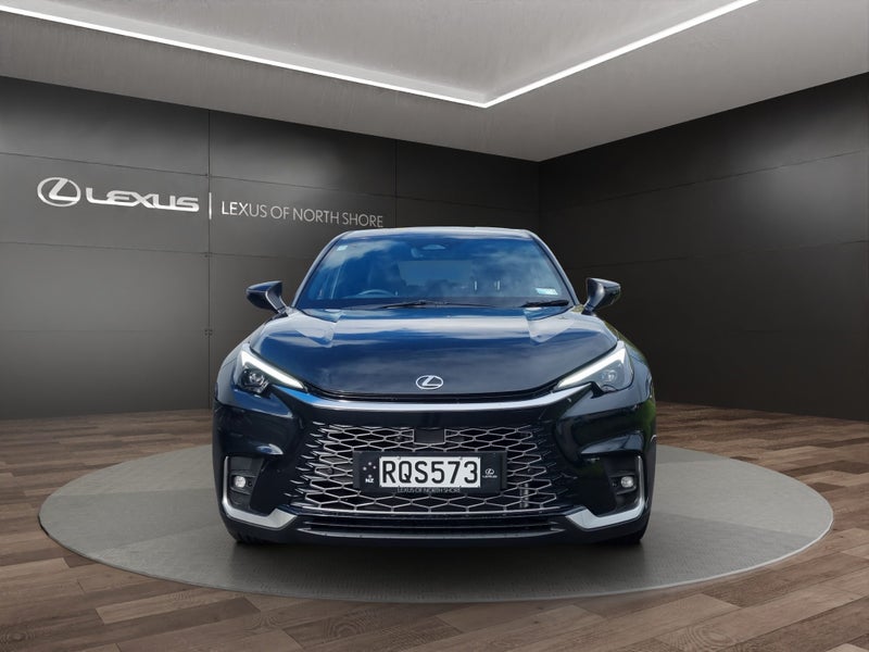 2026 Lexus LBX Relax 1.5L Hybrid FWD SUV image 2