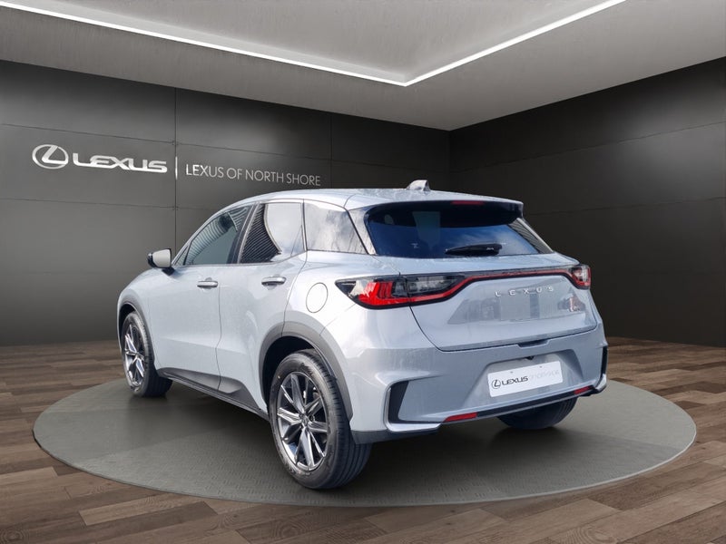 2026 Lexus LBX Relax 1.5L Hybrid FWD SUV image 5