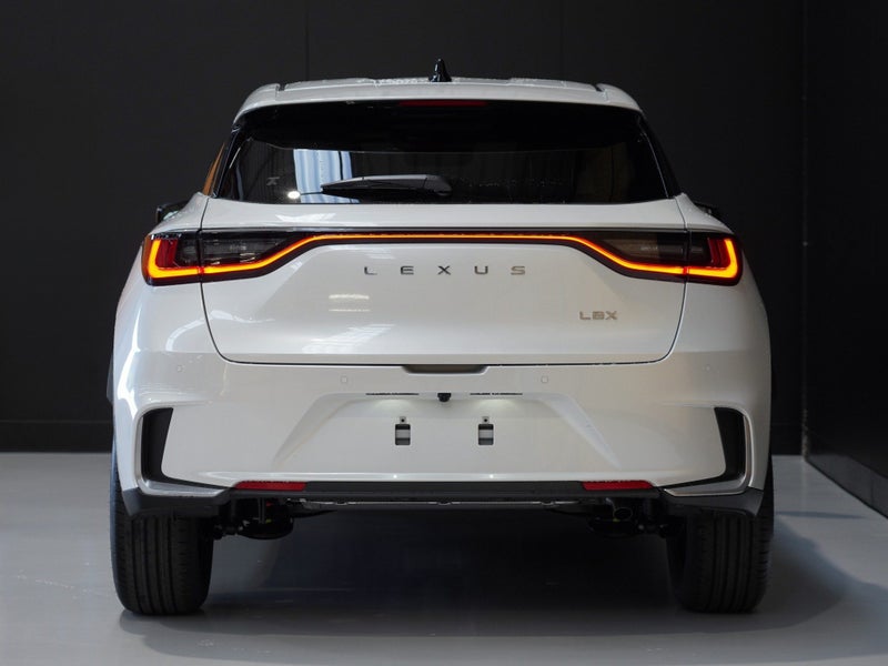 2026 Lexus LBX Relax 1.5P HEV ECVT FWD SUV/5D/5S image 5