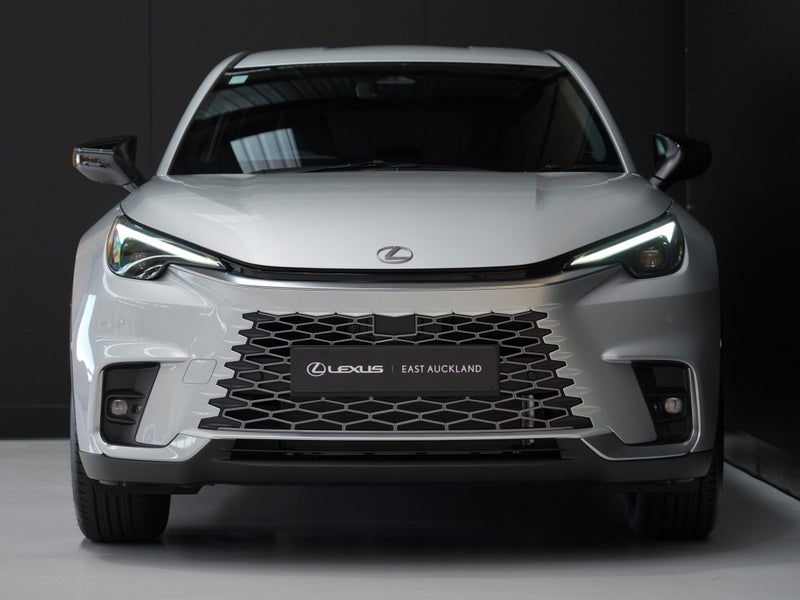 2026 Lexus LBX Relax 1.5P HEV ECVT FWD SUV/5D/5S image 4