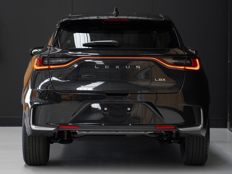 2026 Lexus LBX Relax 1.5P HEV ECVT FWD SUV/5D/5S image 5