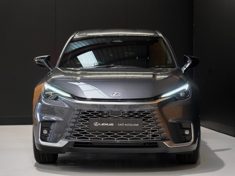 2026 Lexus LBX Relax 1.5P HEV ECVT FWD SUV/5D/5S image 4