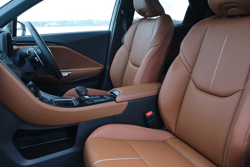2026 Lexus LBX Relax AWD image 5