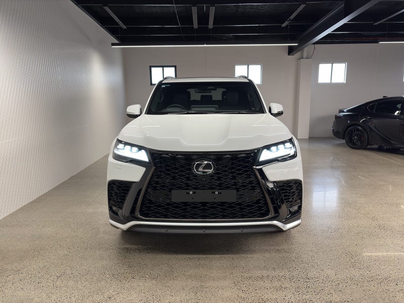 2026 Lexus LX 500d F SPORT 3.3DT 10AT 4WD image 2