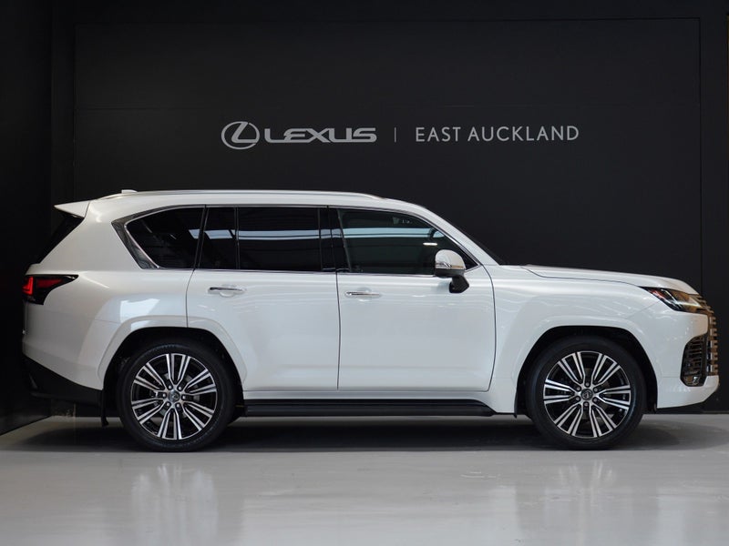 2026 Lexus LX 500d Limited 3.3DT 10AT 4WD SUV/5... image 3