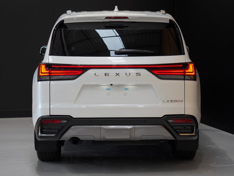 2026 Lexus LX 500d Limited 3.3DT 10AT 4WD SUV/5... image 4