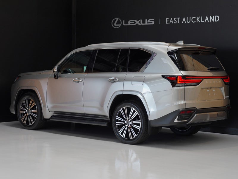 2026 Lexus LX 500d Limited 3.3DT 10AT 4WD SUV/5... image 2