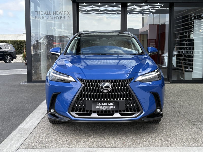 2026 Lexus NX 350h Limited image 3