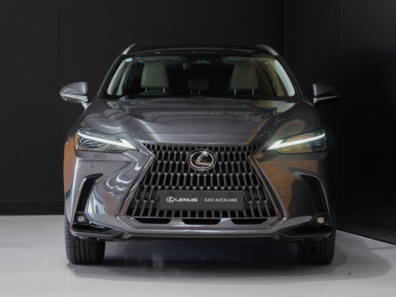 2026 Lexus NX 350h Limited 2.5P HEV ECVT AWD SU... image 4