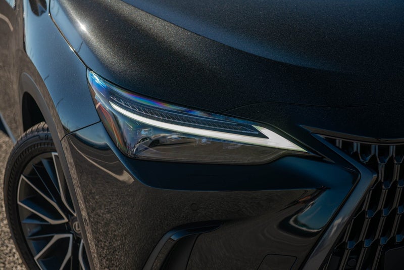 2026 Lexus NX 350h Limited 2.5P HEV ECVT AWD SUV image 3