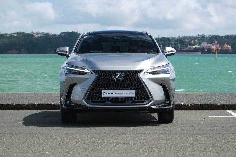 2026 Lexus NX 350h Limited image 2