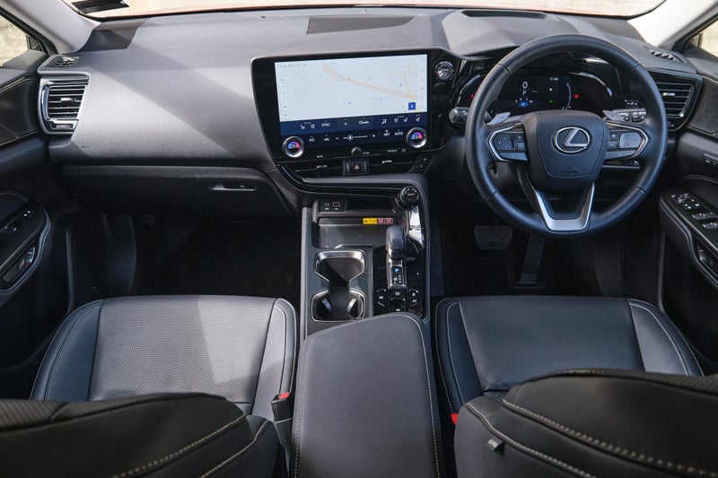 2026 Lexus NX 350h Limited image 2