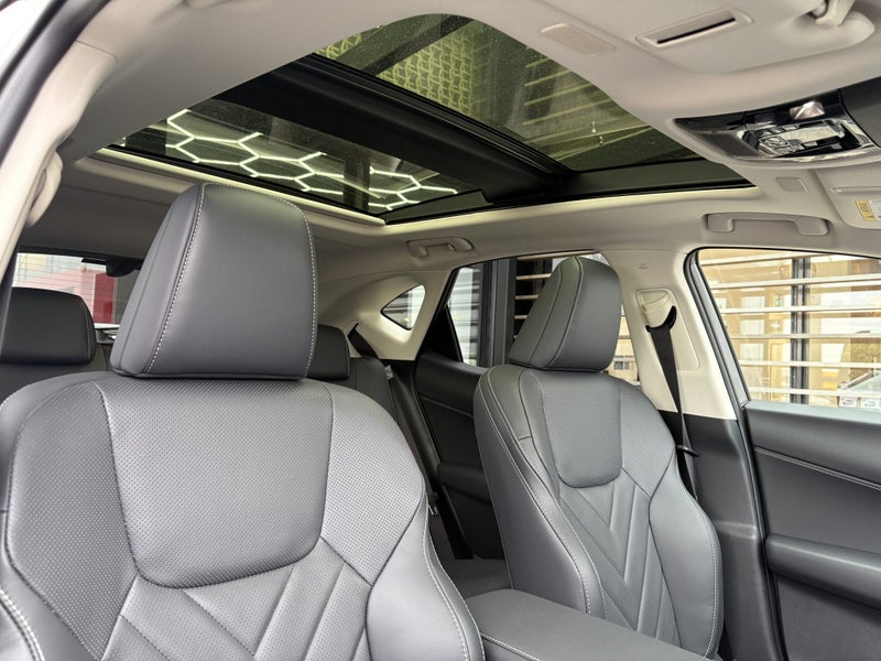2026 Lexus NX 350h Limited AWD image 2