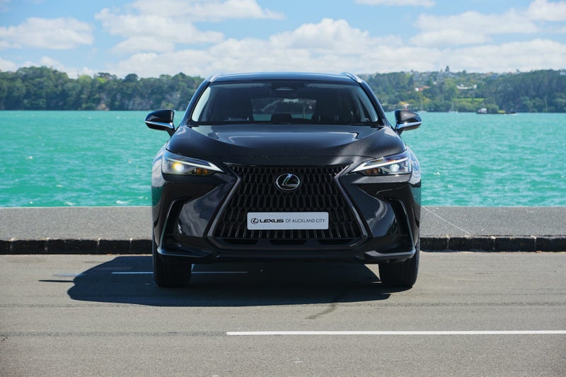 2026 Lexus NX 350h Premium image 4