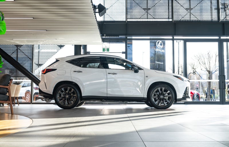 2026 Lexus NX 450h+ F Sport 2.5L Plug-in Hybrid... image 2