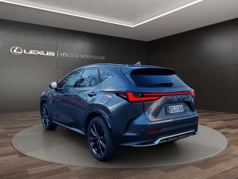 2026 Lexus NX 450h+ F Sport 2.5L Plug-In Hybrid... image 5