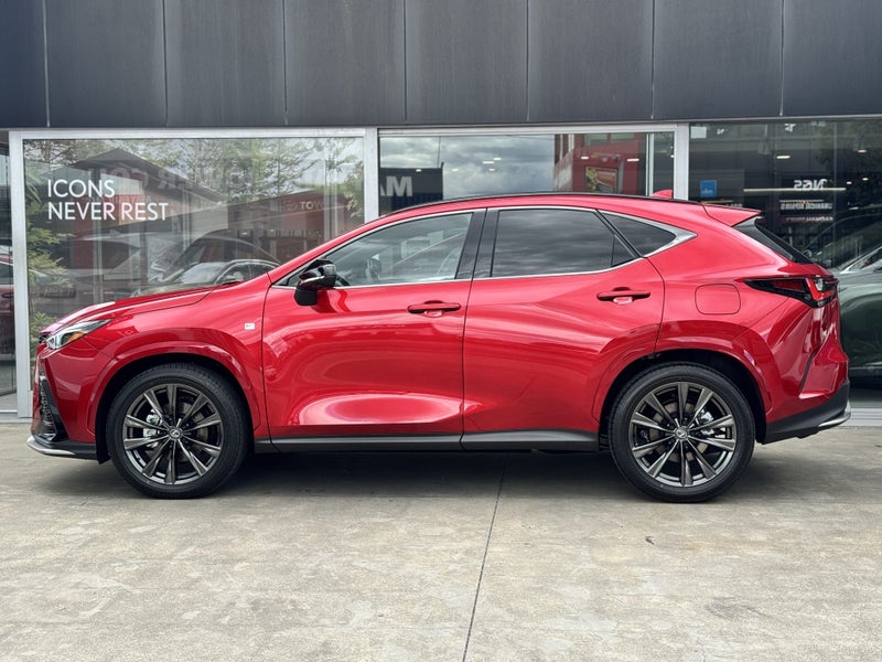 2026 Lexus NX 450h+ F Sport AWD Plug in Hybrid image 4