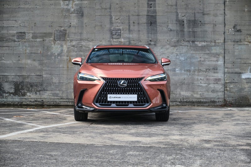 2026 Lexus NX 450h+ Limited image 2