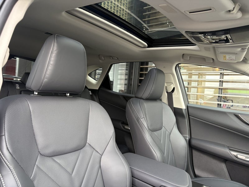 2026 Lexus NX 450h+ Limited 2.5L 227kW PHEV AWD image 2