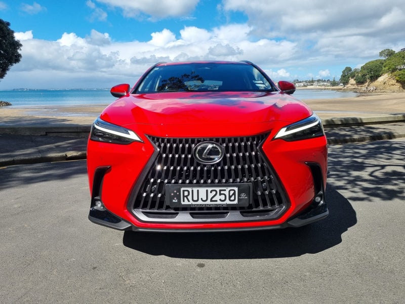 2026 Lexus NX 450h+ Limited 2.5L Plug-in Hybrid... image 2