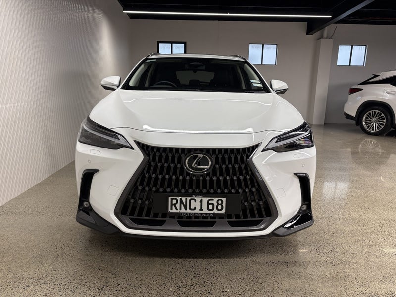 2026 Lexus NX 450h+ Limited 2.5P PHEV ECVT AWD... image 2